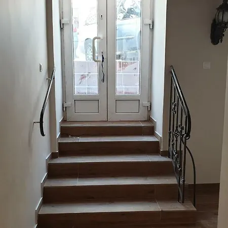 Na Brodatego Apartman